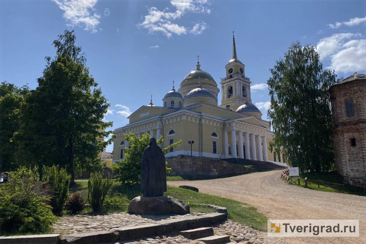 Паломнический центр «Селигер» приглашает жителей Тверской области на  поездки в июле | Твериград