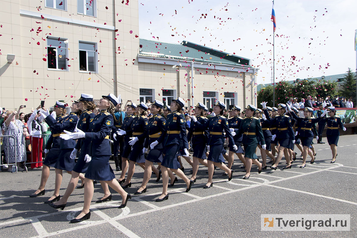 выпускной в академии ВКО (22)