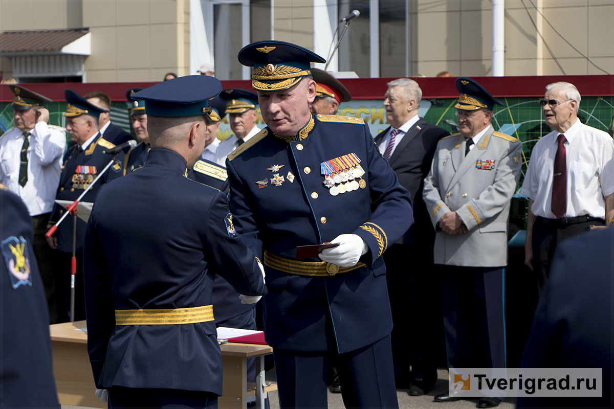 выпускной в академии ВКО (5)