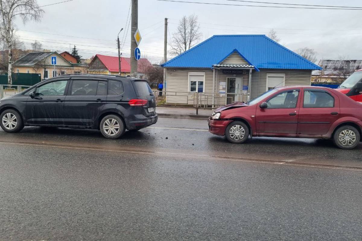 Женщина пострадала в результате ДТП на Бурашевском шоссе в Твери | Твериград