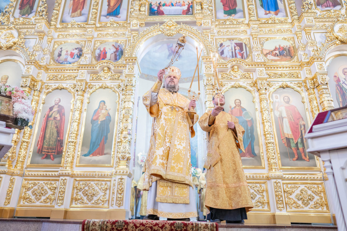 Храм Александра Невского Тверь ночью