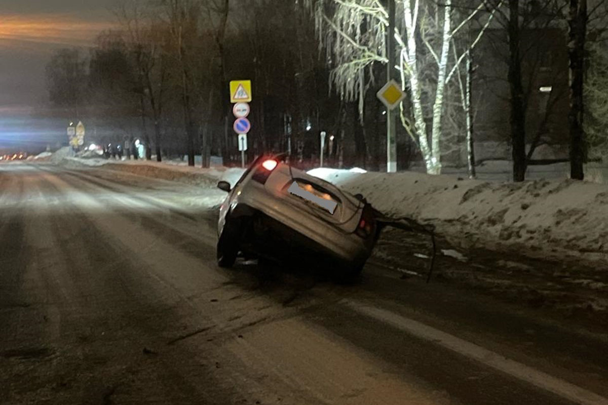 Один человек погиб и один пострадал в страшном ДТП в Тверской области |  Твериград