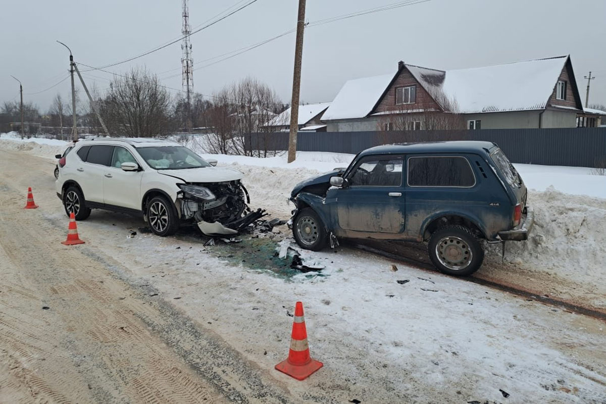 Два человека пострадали в ДТП в Торжке | Твериград