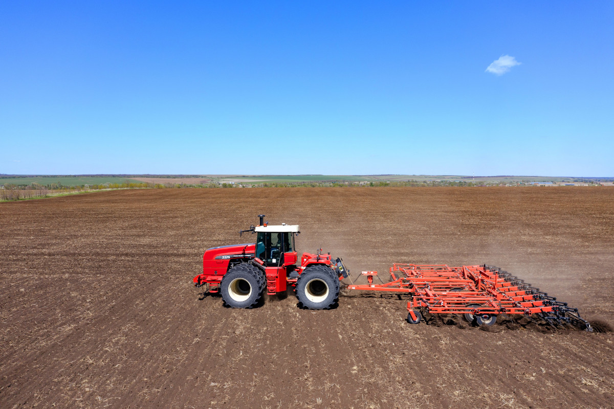 тракторный тверь