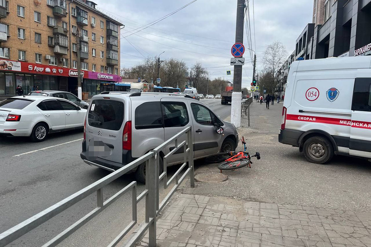 В Твери на Волоколамском проспекте сбили велосипедиста | Твериград