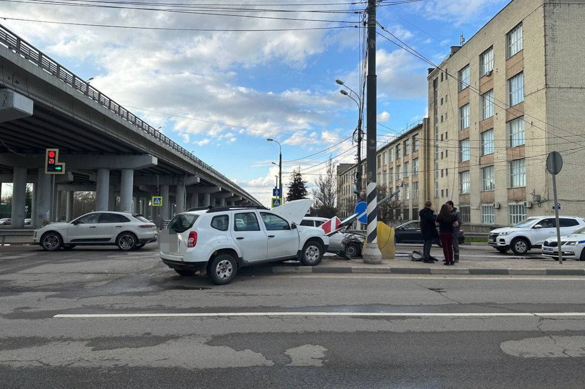 В Твери произошло ДТП с пострадавшими на проспекте Николая Корыткова |  Твериград