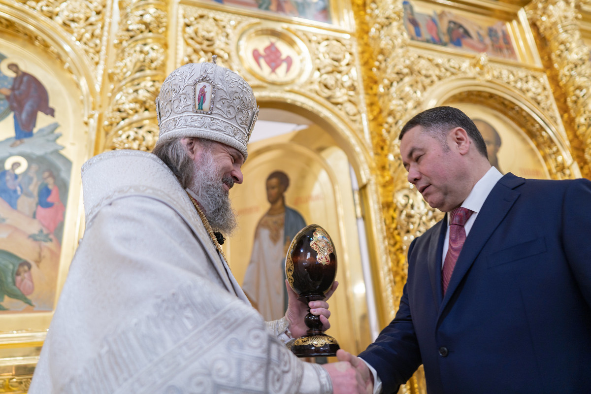 Стало известно, что на Пасху в Твери подарили друг другу губернатор и  митрополит | Твериград