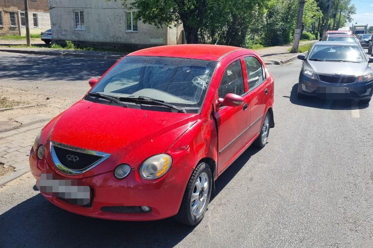 В Твери подросток на электровелосипеде попал под колёса машины | Твериград