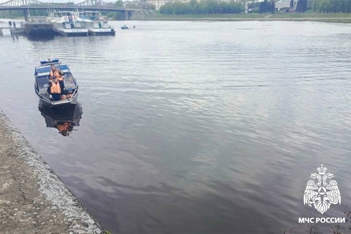 В Волге возле кинотеатра «Звезда» в Твери обнаружен труп мужчины | Твериград