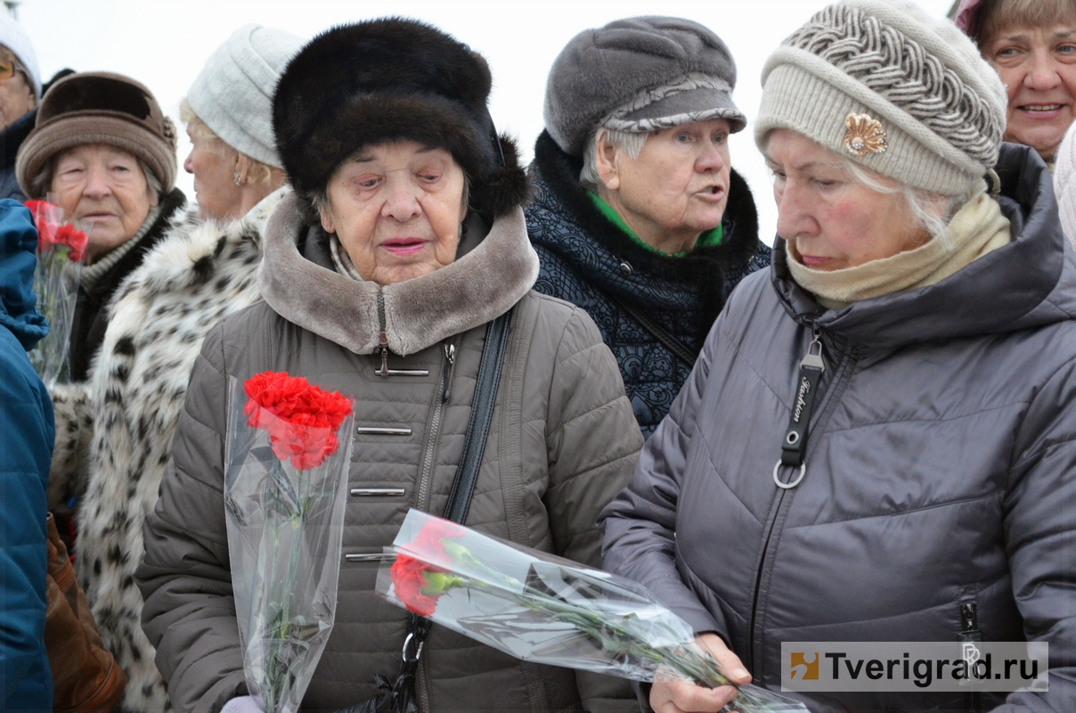 Под Тверью ветеранам и детям войны подарили праздник