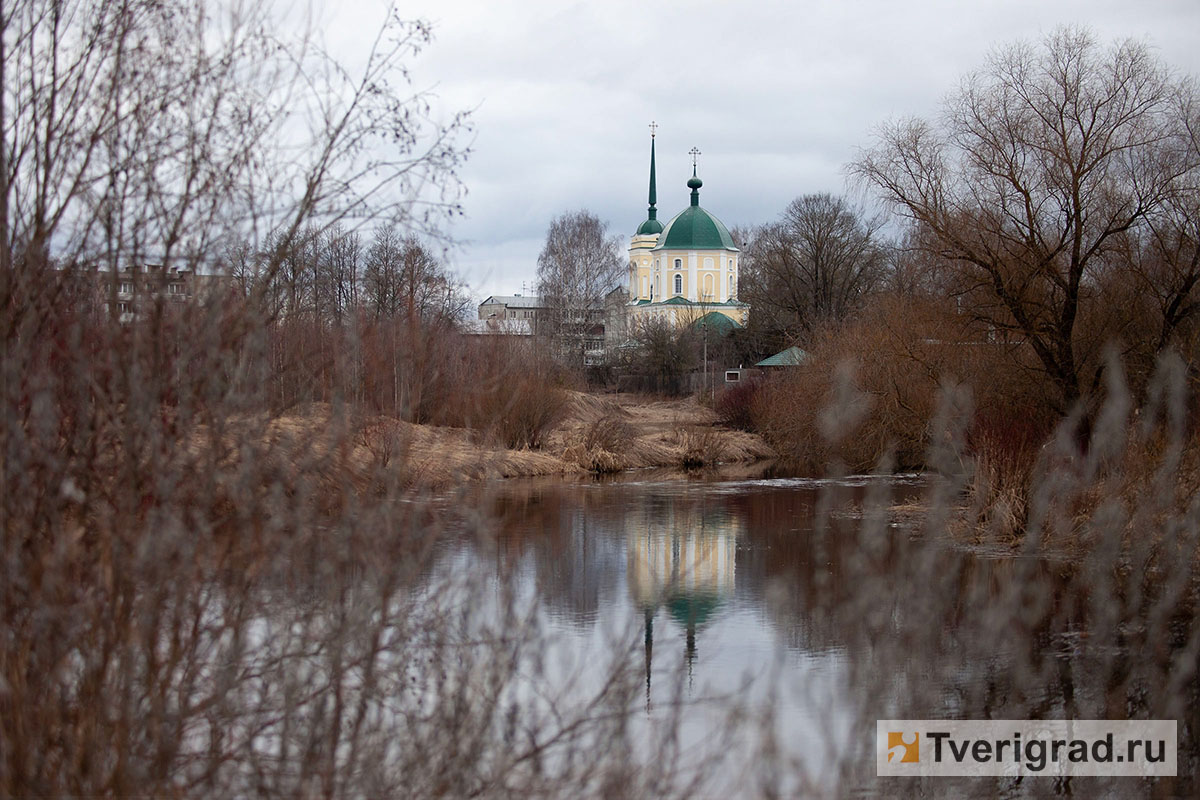весна река тьмака