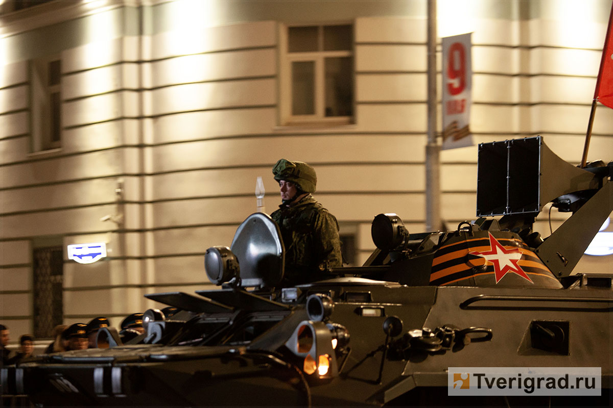 репетиция парада победы в Твери (30)