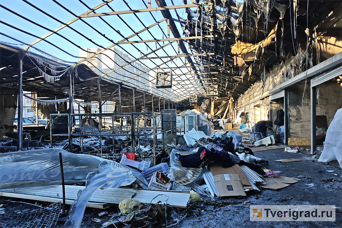 рынок на Ногина после пожара (3)
