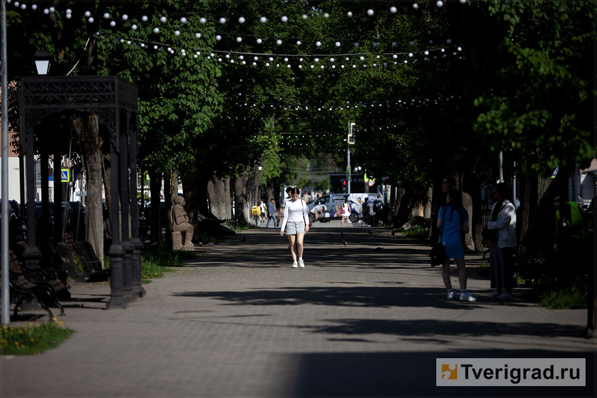весна жара бульвар радищева